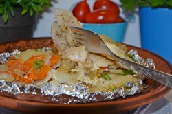 Рыба в фольге с картошкой