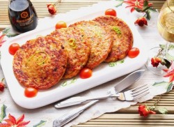 Рыбные оладьи с овощами