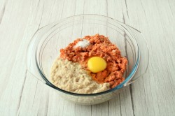 название картинки Котлеты из фарша лосося