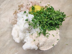 Рыбные котлеты из рыбы с рисом - шаг 5 Рыбные котлеты из рыбы с рисом - шаг 5