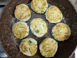 Рыбные котлеты из рыбы с рисом - шаг 8 Рыбные котлеты из рыбы с рисом - шаг 8