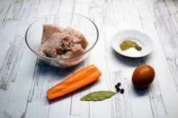 Рыбные котлеты на пару в мультиварке