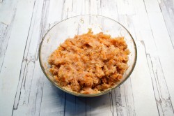 Рыбные котлеты на пару в мультиварке