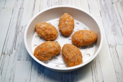 Рыбные котлеты на пару в мультиварке