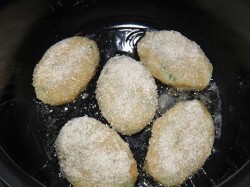 название картинки Рыбные котлеты в мультиварке