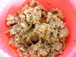 Рыбные котлеты из минтая с морковью и луком