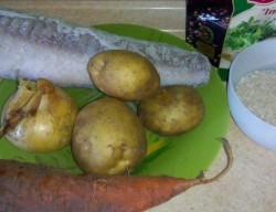 Рыбный суп из филе минтая с рисом