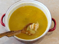 Рыбный суп из консервы сардины