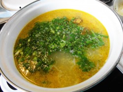 название картинки Рыбный суп уха из кеты