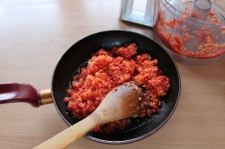 название картинки Салат Аппетитка на зиму из помидор с яблоками