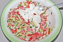 Салат Бахор с колбасой