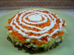 Салат Белая Ночь из свинины с грибами