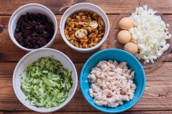 название картинки Салат Берёзка с черносливом