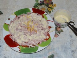 Салат Блондинка с ветчиной