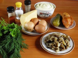 Салат Боярский с курицей и грибами