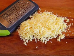 Салат Боярский с курицей и грибами