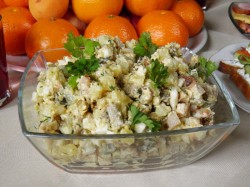 Салат Боярский с курицей и грибами