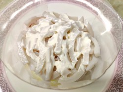 название картинки Салат Царский с икрой и кальмарами