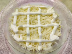 название картинки Салат Царский с икрой и кальмарами