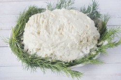 Салат черепашка с курицей и грецкими орехами
