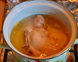 название картинки Салат Чёрный Принц с курицей и черносливом