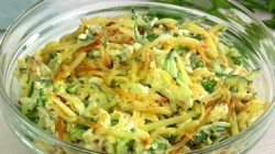 название картинки Салат Диёр с жареной картошкой и яйцом