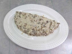 название картинки Салат Арбузная долька с курицей и грибами