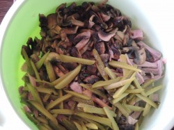 название картинки Салат Фаворит с языком