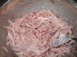 Салат Розовый фламинго