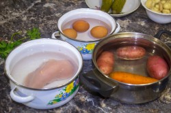 название картинки Салат Грибная поляна с курицей