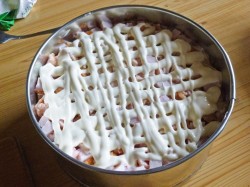 Салат Грибная поляна с шампиньонами