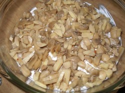 Салат Грибной с курицей и шампиньонами