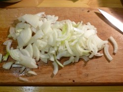 название картинки Салат с грибами, луком и сыром