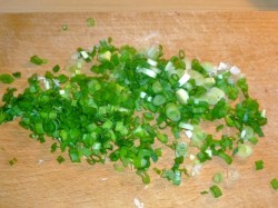 название картинки Салат с грибами, луком и сыром