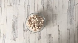 Салат из ананасов курицы кукурузы