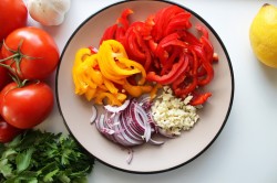 название картинки Салат из баклажанов и болгарского перца