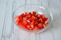 название картинки Салат из баклажанов с кунжутом, перцем и грецкими орехами