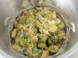 Теплый салат из брюссельской капусты