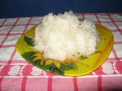 Салат из черной редьки с морковью, яйцами и луком