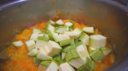 Салат из кабачков с томатами и перцем на зиму