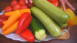 Салат из кабачков с томатами и перцем на зиму