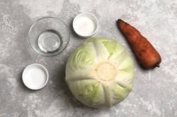 название картинки Салат из капусты с морковью как в столовой