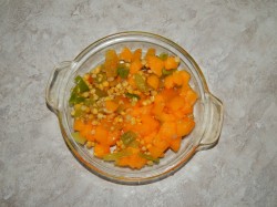 Салат из копченой горбуши с тыквой