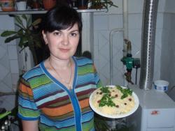 название картинки Салат из куриных сердечек с грибами