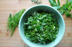 Салат из молодой капусты и щавеля - шаг 5 Салат из молодой капусты и щавеля - шаг 5