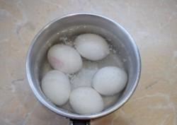 название картинки Салат из огурцов авокадо яйца