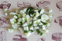 Салат из огурцов помидоров и авокадо