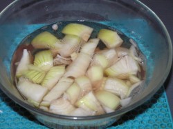 название картинки Салат из окуня с овощами