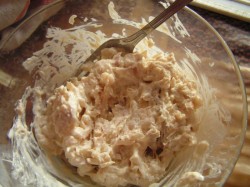 название картинки Салат из окуня с овощами