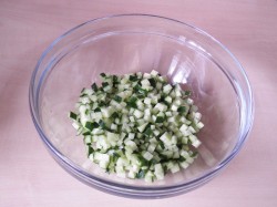 название картинки Салат из отварной красной рыбы